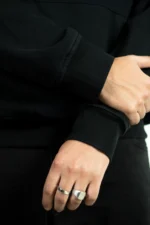 DROP SHOULDER CROWN HOODIE -BLACK - Image 4